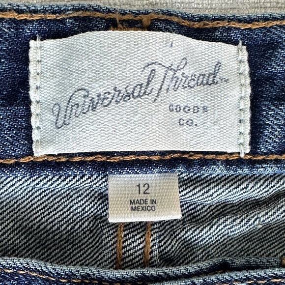 Baggy Leg Jeans by Universal Thread Button Closure Sz 12 NWT - Picture 3 of 11